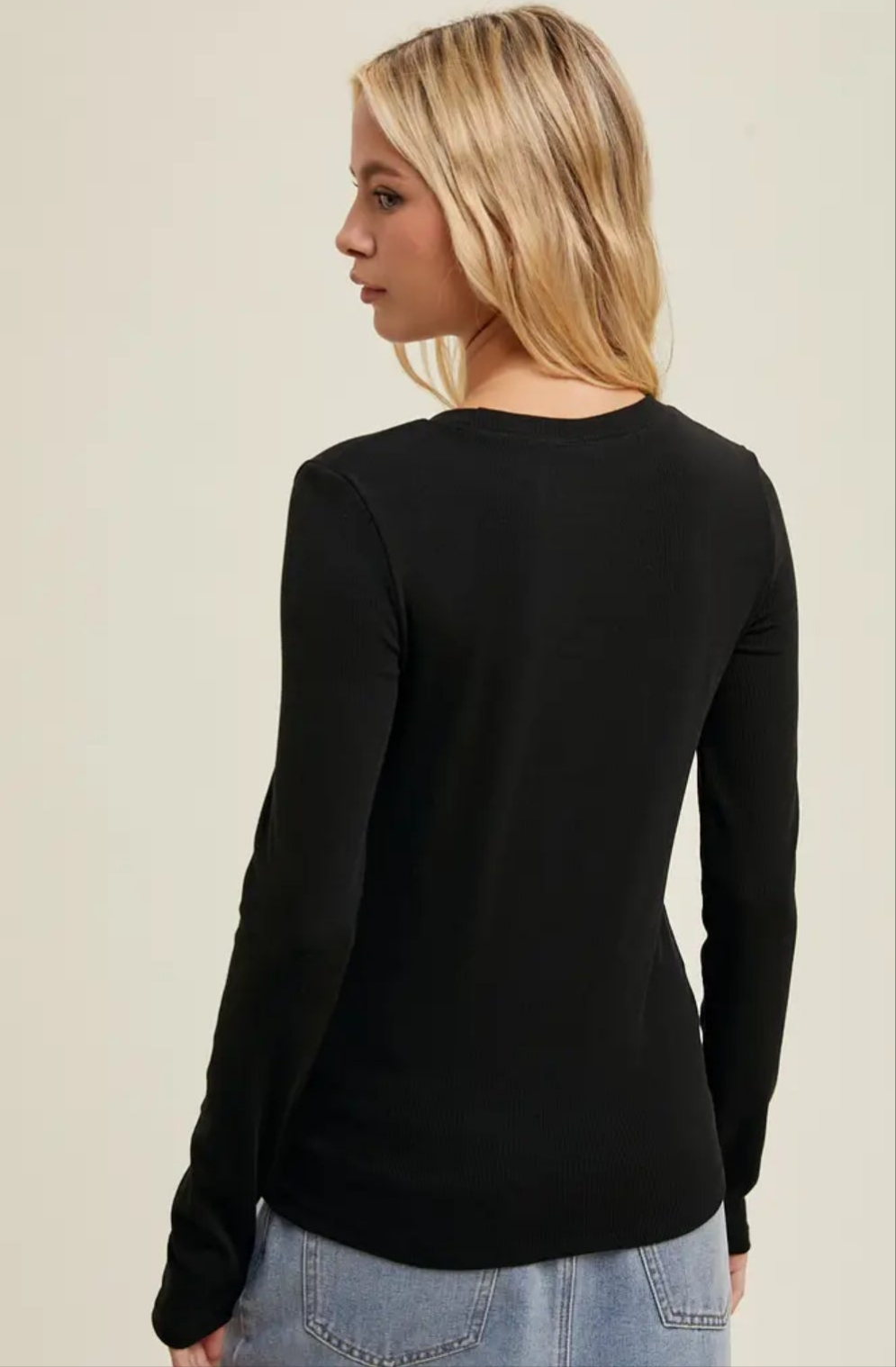 Round Neck Fitted Ribbed Knit Top