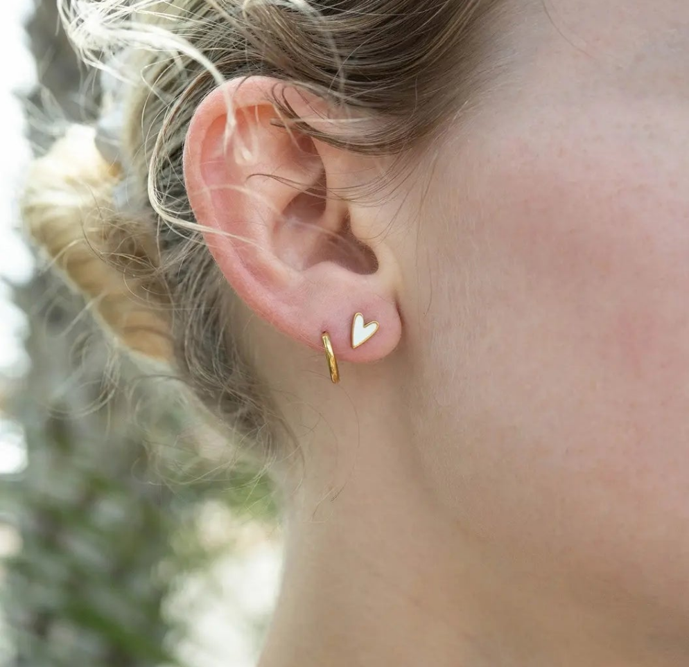 Stainless Steel White Heart Stud Earrings 18K Gold Pvd