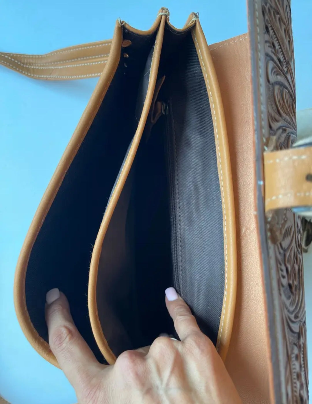 The Shelby Crossbody Purse