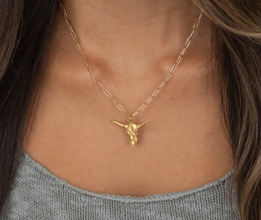 Dusty Horn Necklace
