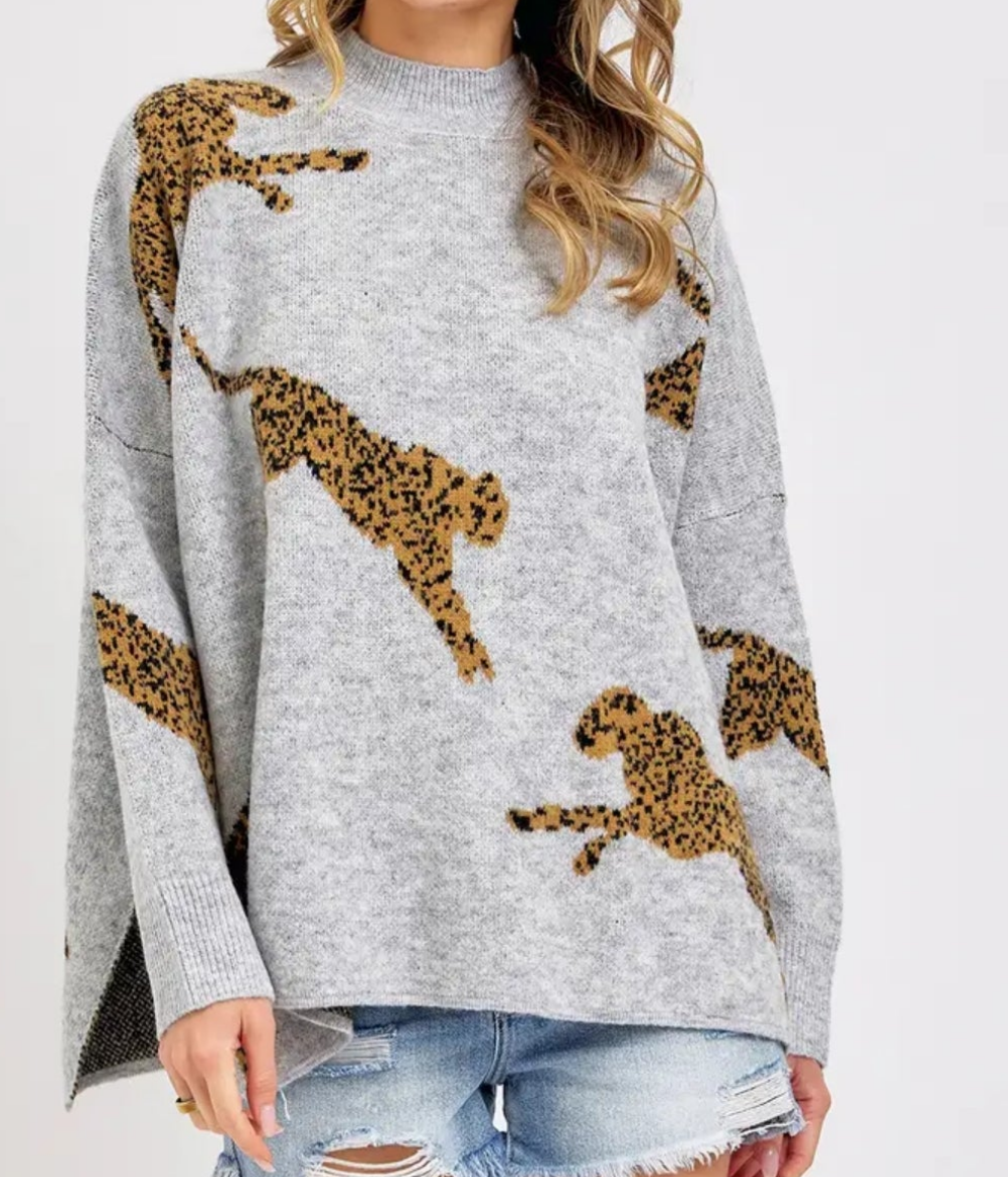 Leopard Patterned Oversize Knit Sweater