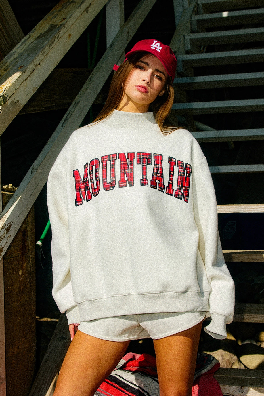 Reversable 'Lake & Mountain' Mock-Neck Sweatshirt