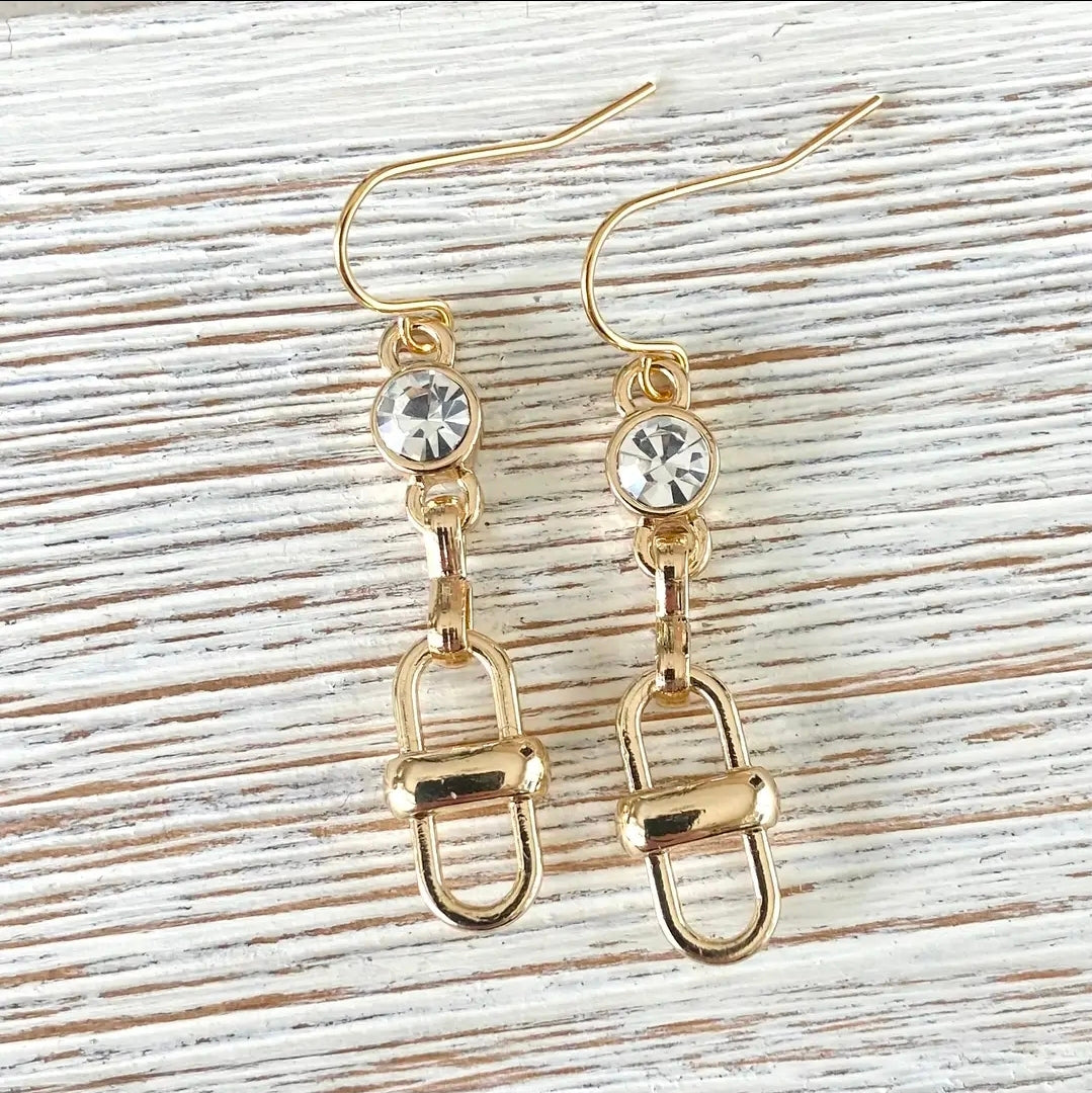 Equestrian
Chain Link Earrings