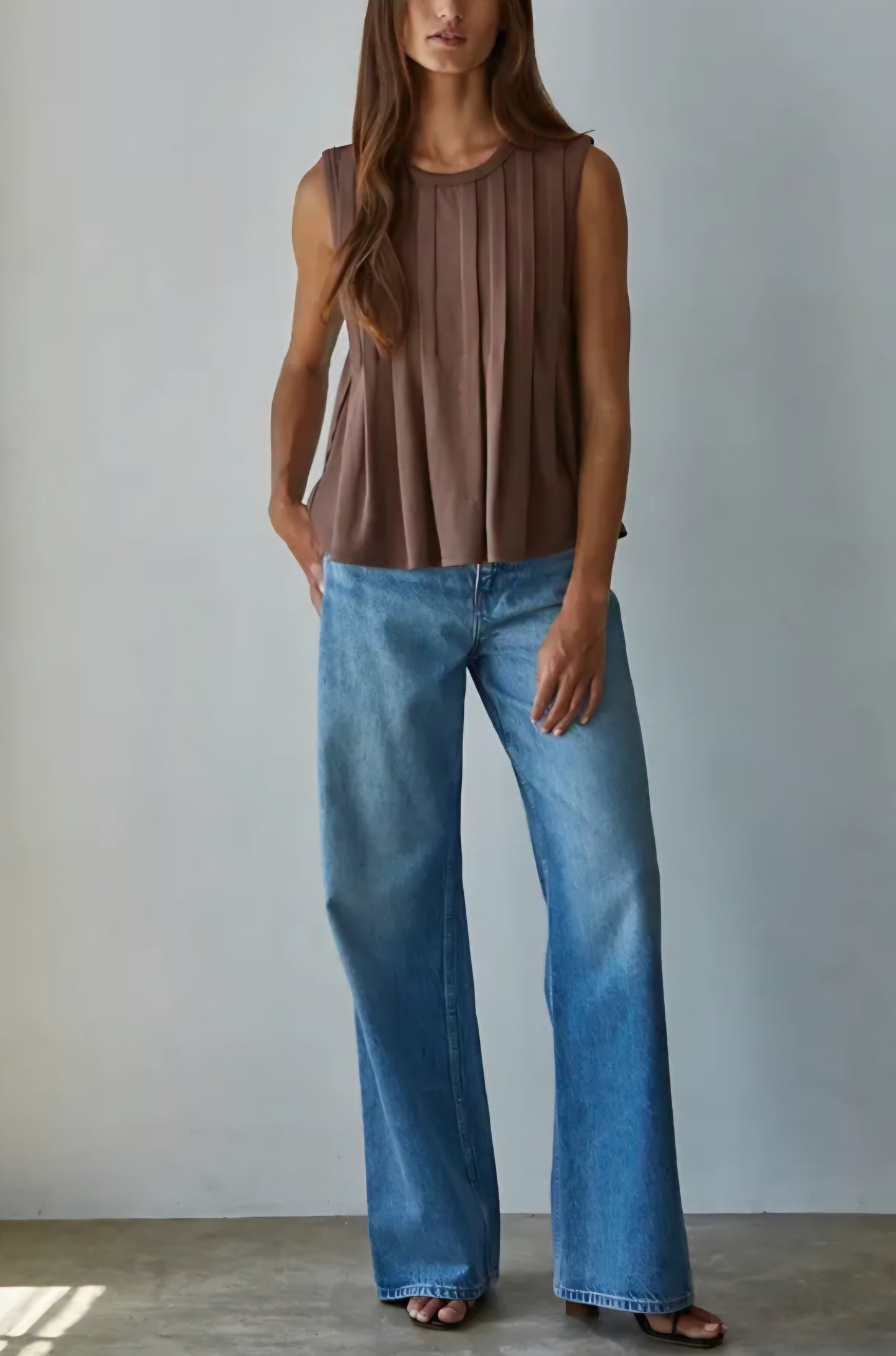 Knit Rayon Spandex Jersey Round Neck Sleeveless Top