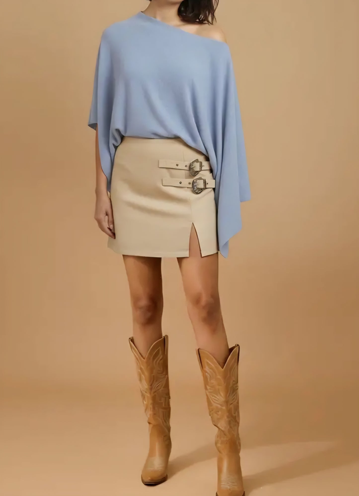 Western Buckle Detail Mini Skirt Beige/ Black