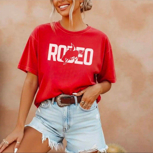 Rodeo Graphic Tee | Western Cowgirl