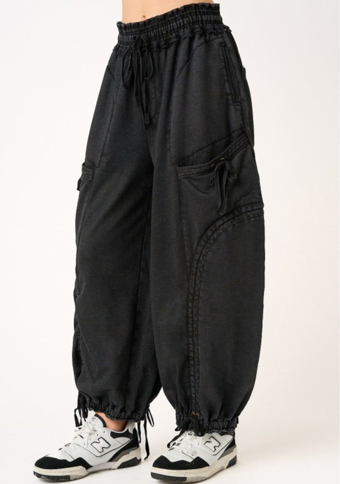 BLACK WASHED FRENCH TERRY DROP POCKET BALLOON PANTS