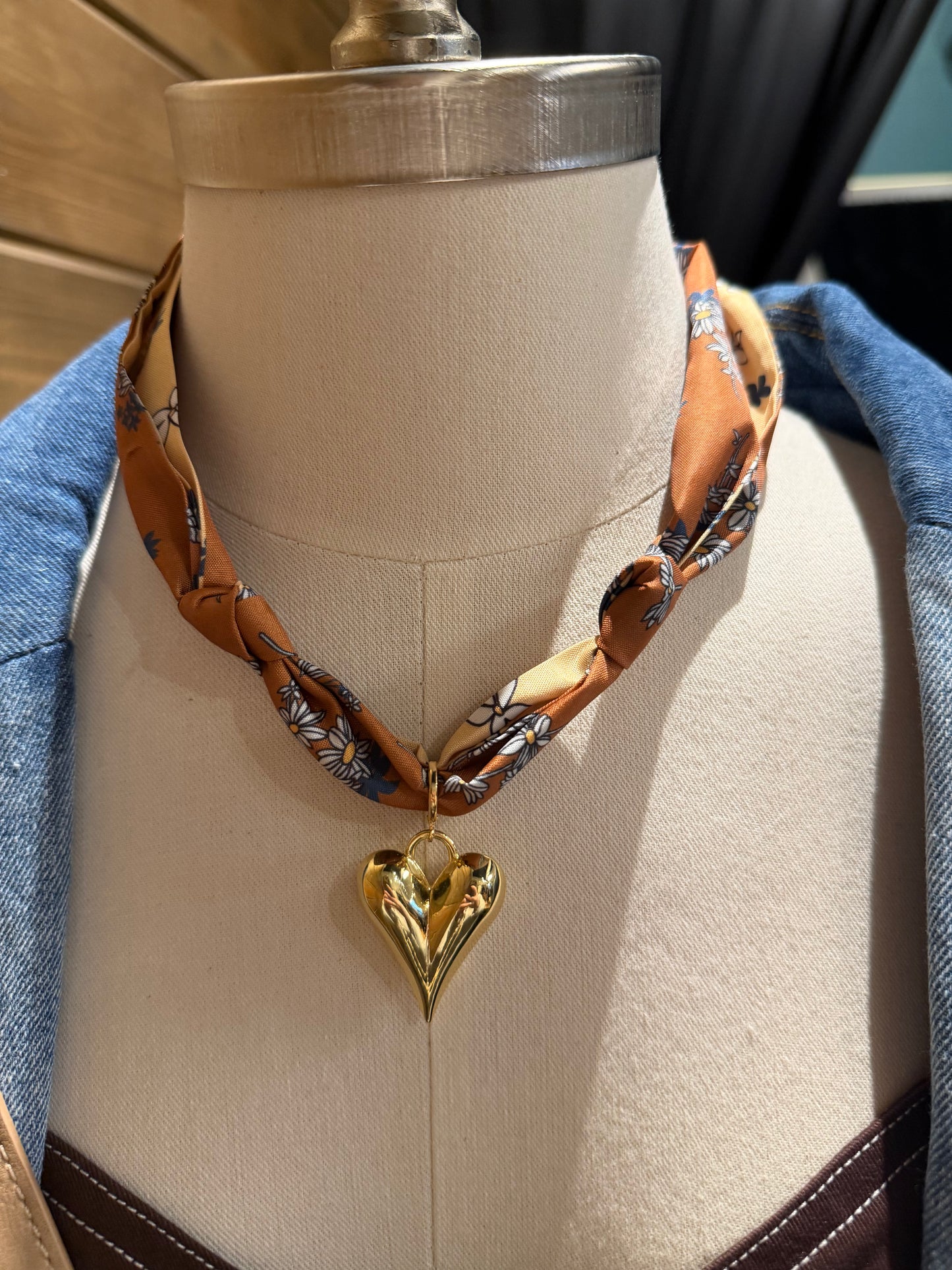 Bandana Tie Necklace With One Charm