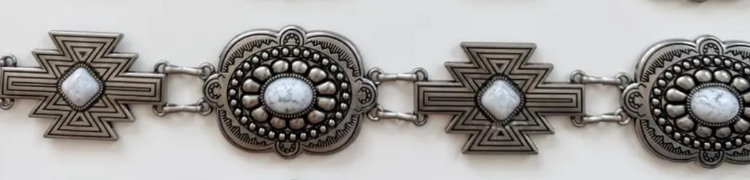 Western Concho Chain Belt - Vintage Silver Style