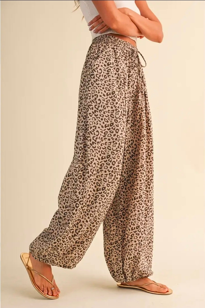 Leopard Gauze Relaxed Fit Balloon Pants