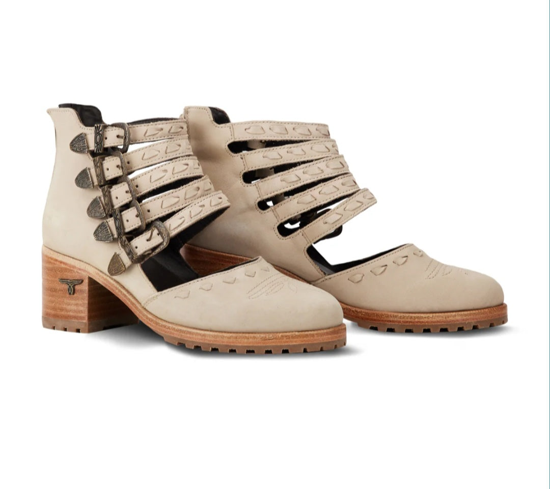 LANE BOOTS
WESTANGO HEEL