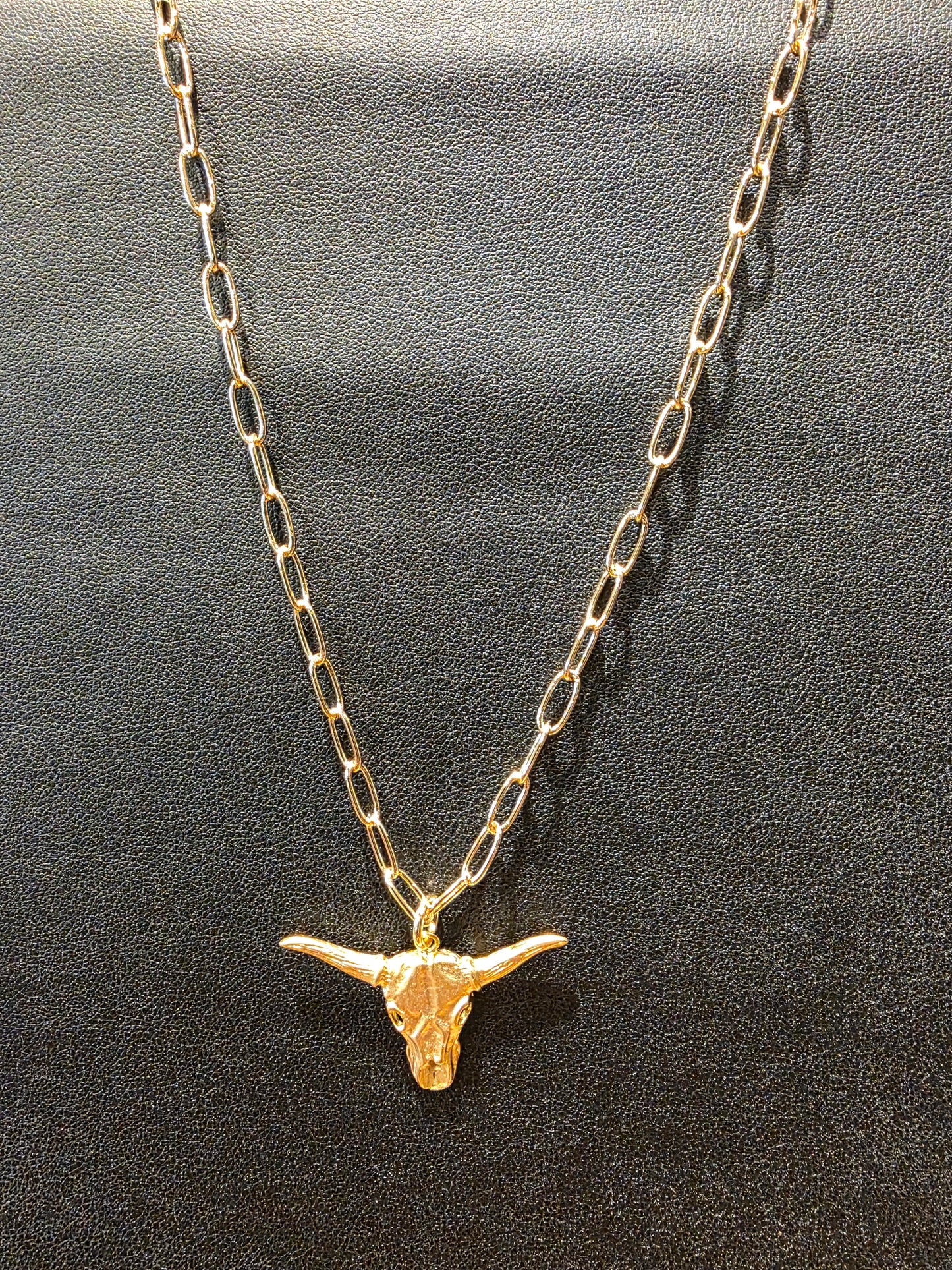 Dusty Horn Necklace